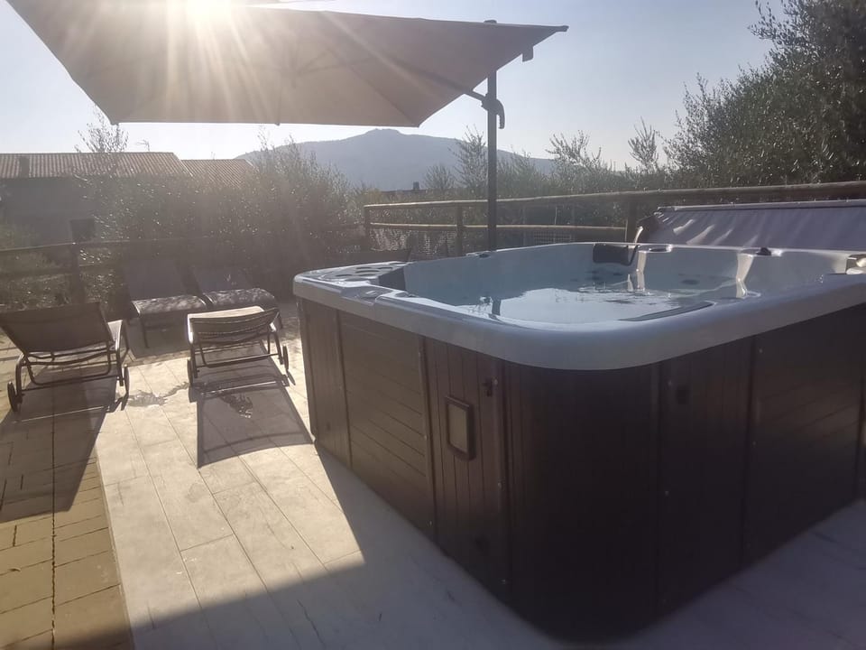 Hot Tub