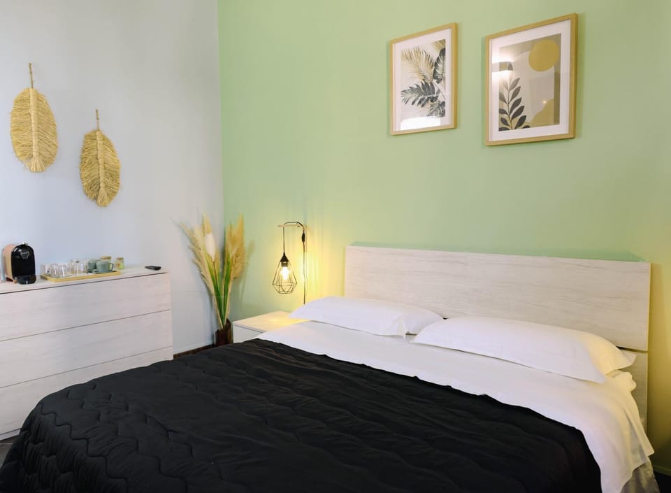 Bed, Coffee/tea facilities, Decorative detail