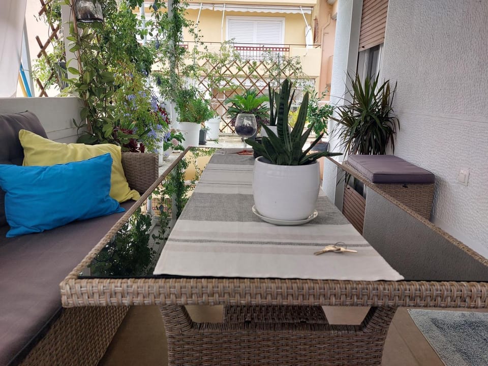 Property building, Balcony/Terrace