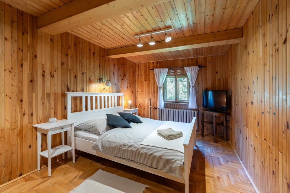 Dom na Szczycie Góry Równica House in Czechia