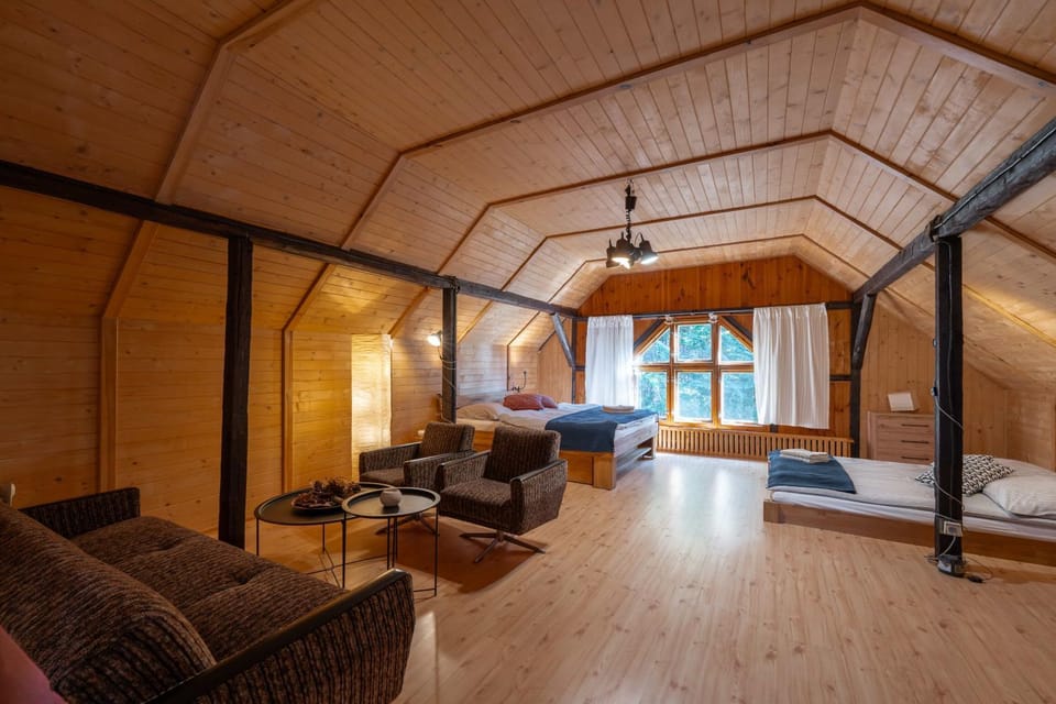Dom na Szczycie Góry Równica House in Czechia