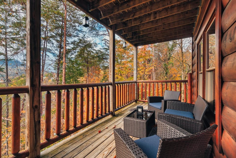 Patio, Natural landscape, View (from property/room), Balcony/Terrace, Seating area, Mountain view