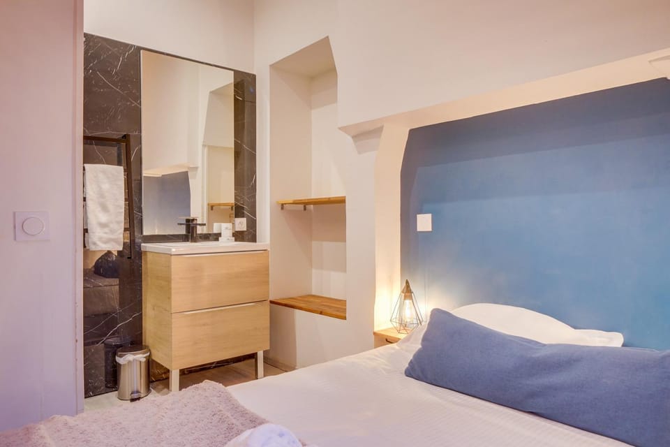 Bathroom, Bedroom