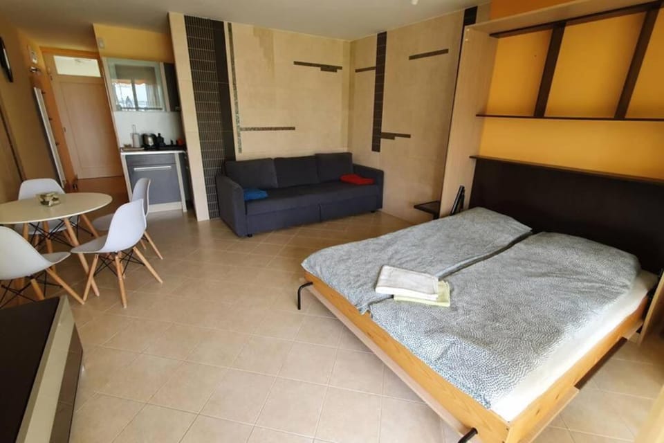 Igényes 4 fős apartman közvetlen a strandnál Apartment in Hungary