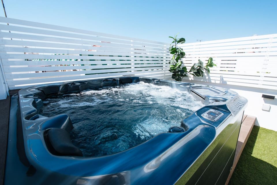 Hot Tub, Spa and wellness centre/facilities, Swimming pool