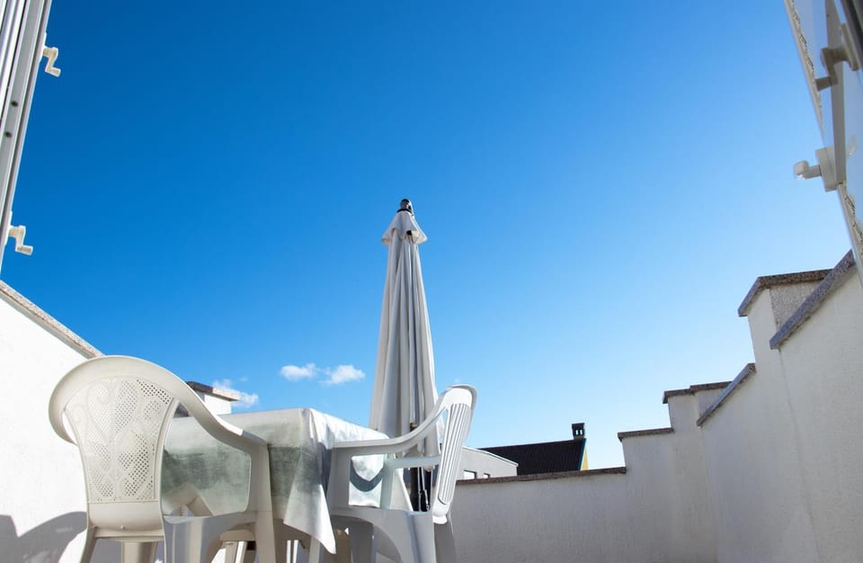 View (from property/room), Balcony/Terrace