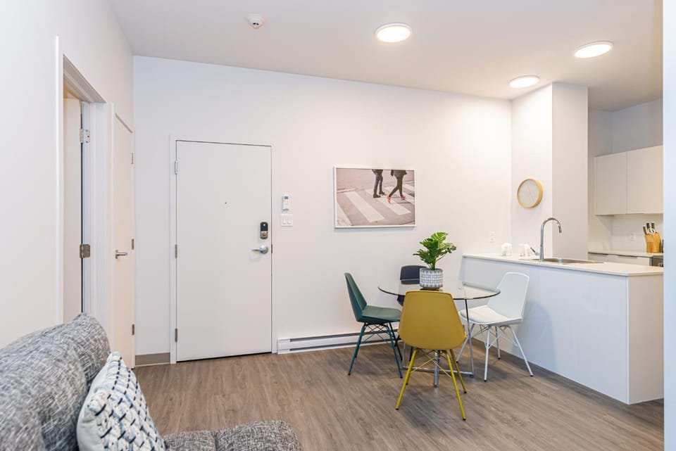 Kitchen or kitchenette, Living room, Seating area, Dining area, wardrobe