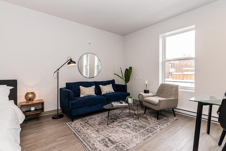 Bed, Living room, Seating area, Bedroom