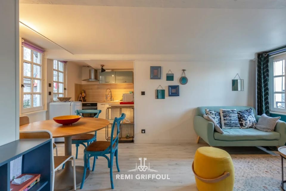 Confidentielle House Historic City Center 4 Guests House in Honfleur