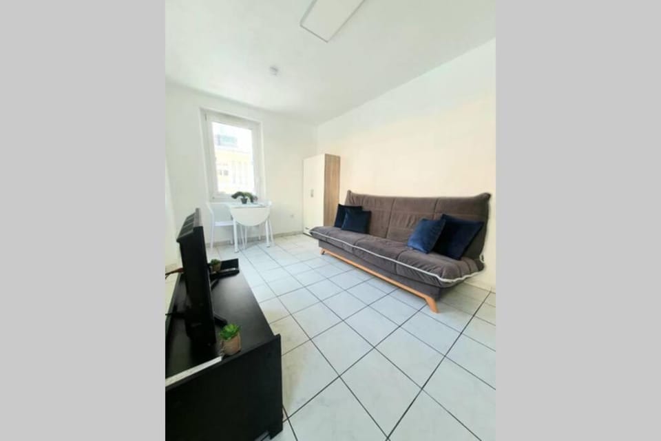Grand studio Nice Centre - bord de mer Apartment in Nice