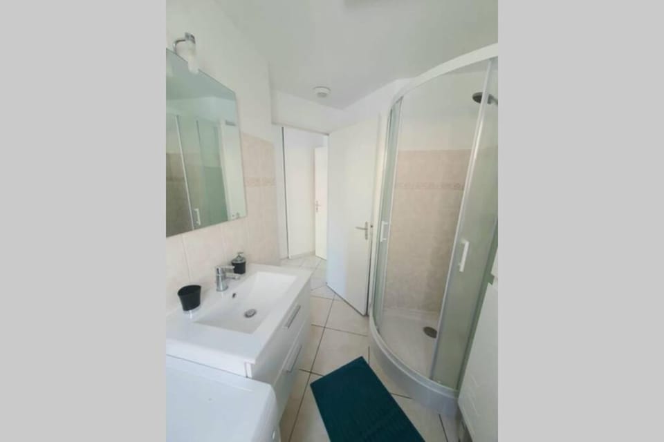 Grand studio Nice Centre - bord de mer Apartment in Nice
