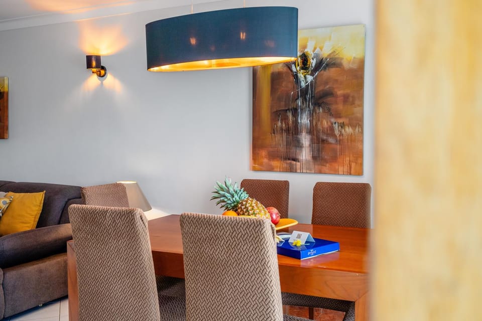 Decorative detail, Dining area