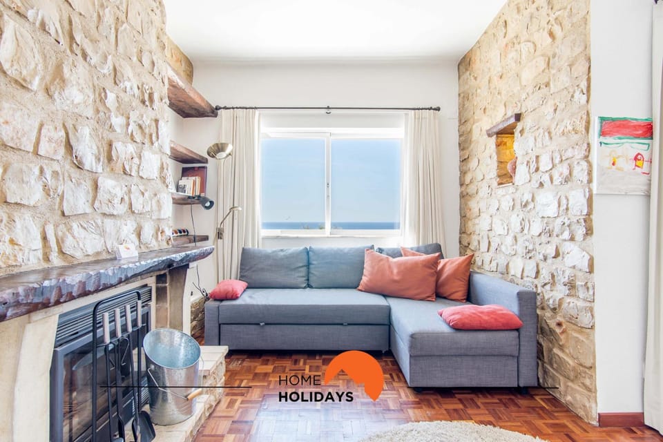 #052 4BR Villa with Pool Ideal for Groups Villa in Guia