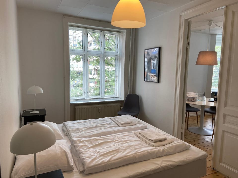 Bright 2-bedroom apartment in elegant Østerbro Apartment in Copenhagen