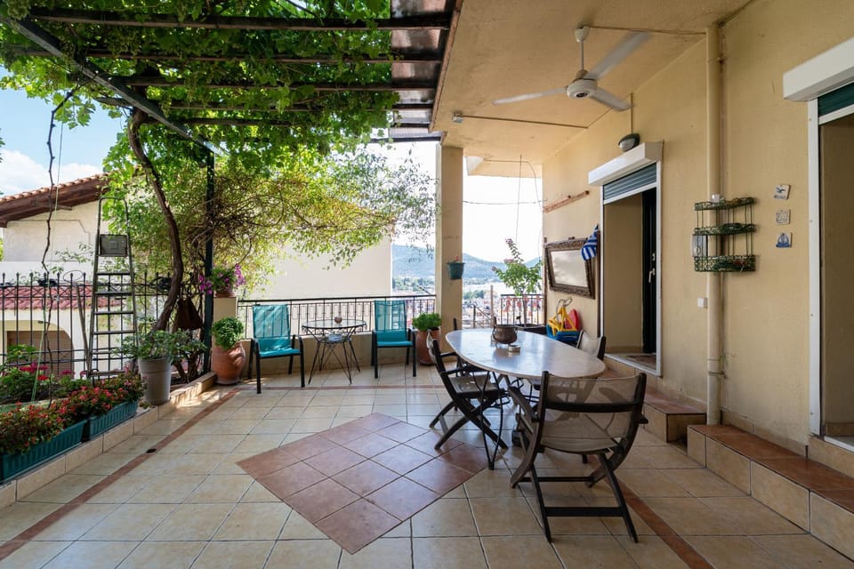 Property building, Dining area