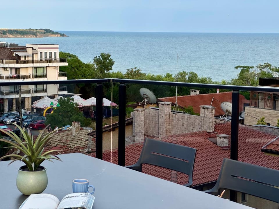 Хотел Камъните Hotel in Burgas