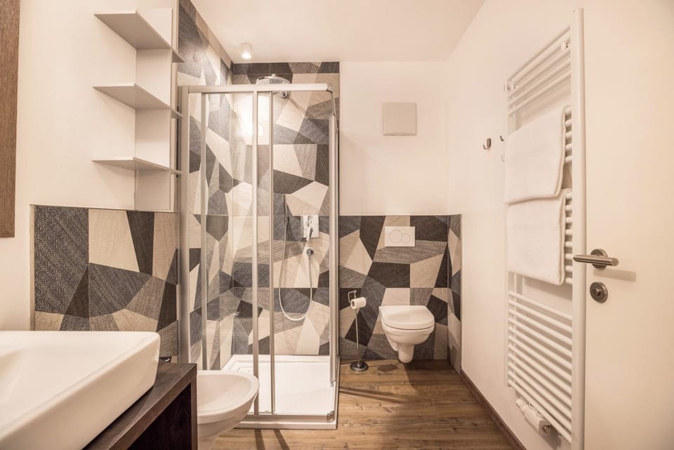 Bathroom, Living room
