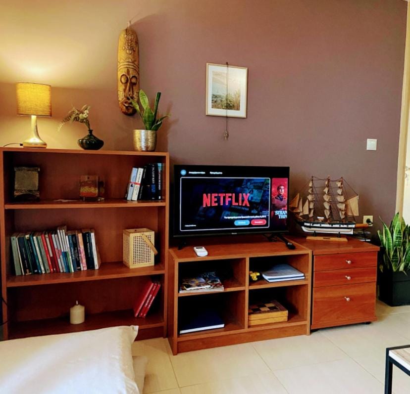 Communal lounge/ TV room, TV and multimedia, Evening entertainment