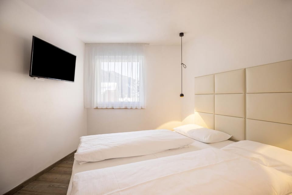 Property building, Living room, Bedroom