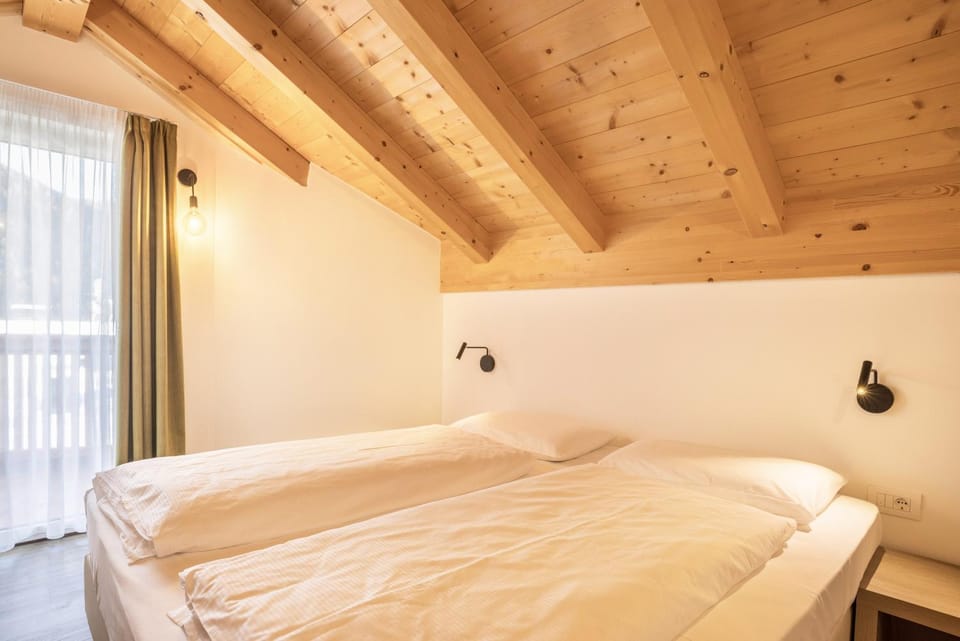 Property building, Living room, Bedroom