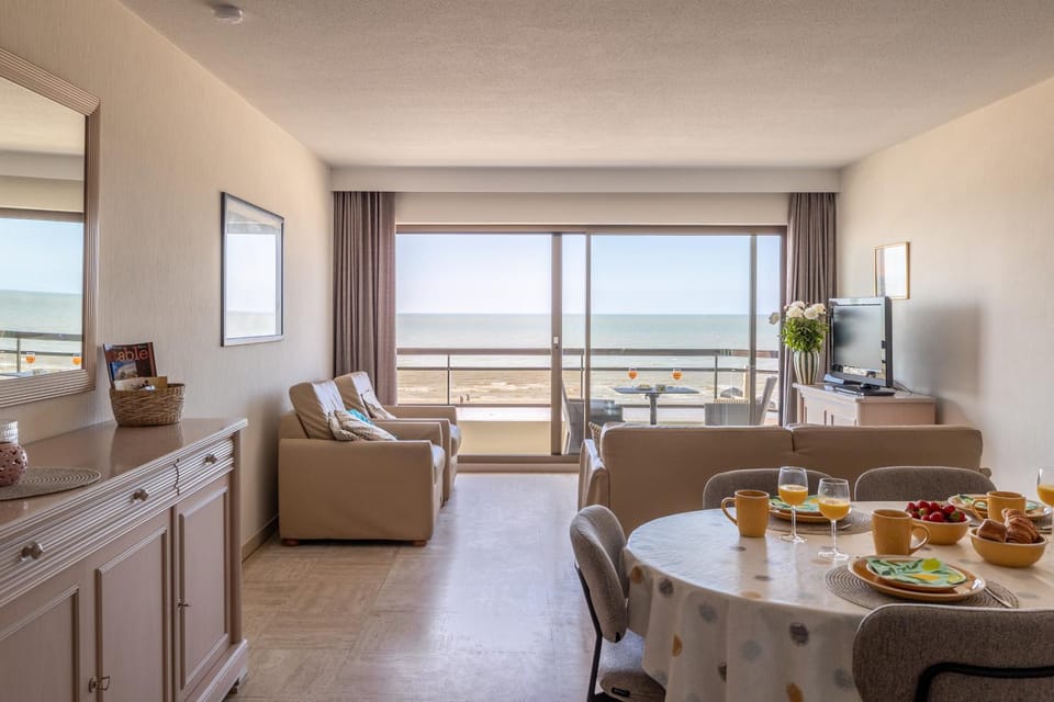 View (from property/room), View (from property/room), Living room