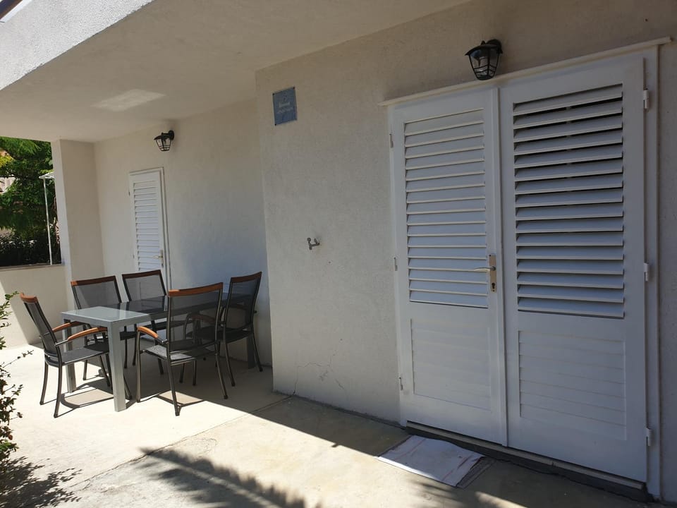 Balcony/Terrace, Dining area