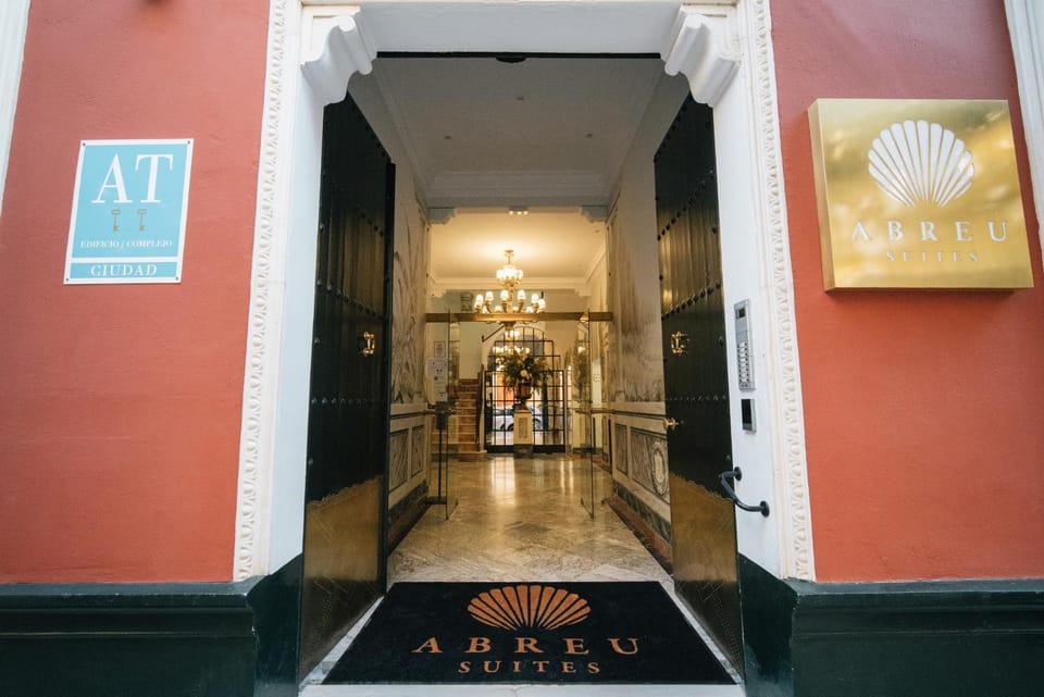 Facade/entrance, Lobby or reception