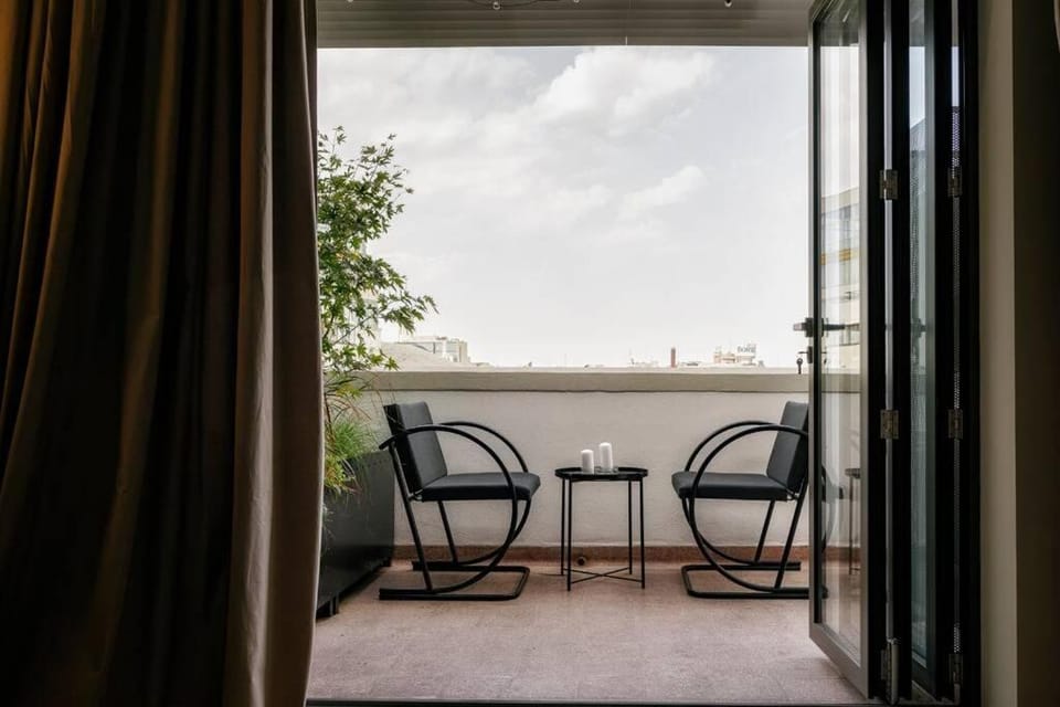 Luxurious Huge Flat with Large Terrace Apartment in Bucharest