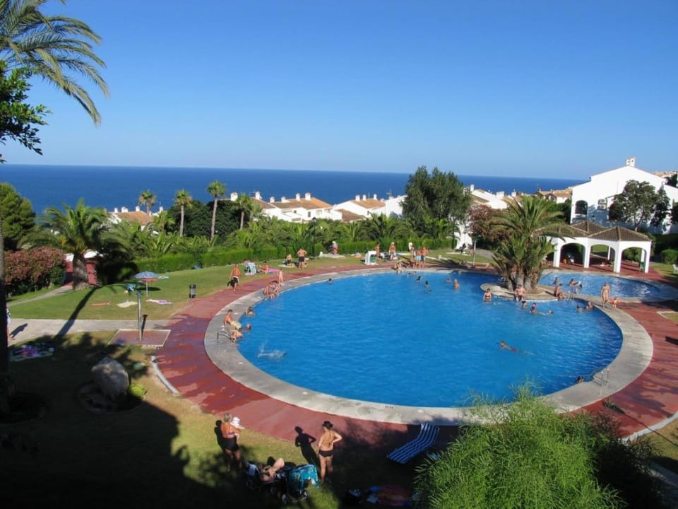 Pool view, Swimming pool