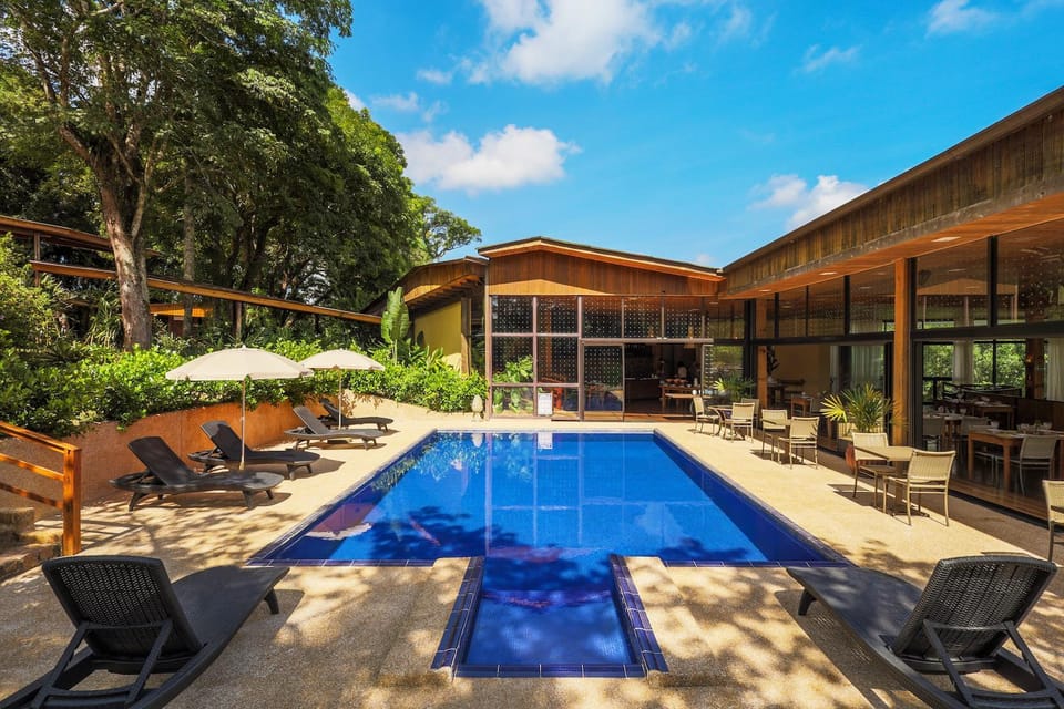 Swimming pool, sunbed