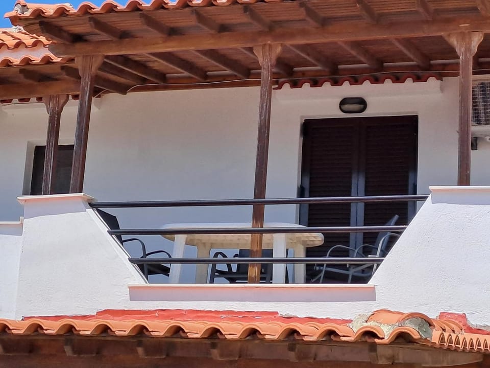 SIGRI'S BEAUTY Apartment in Decentralized Administration of the Aegean