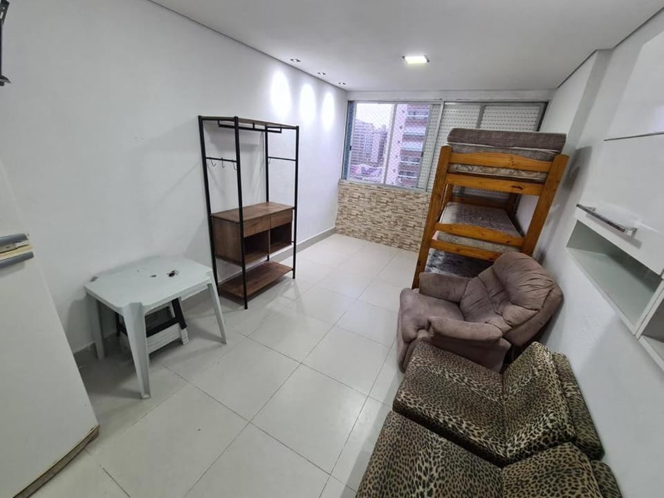 Kitnet Guilhermina Frente Feirinha e Mar Apartment in State of São Paulo