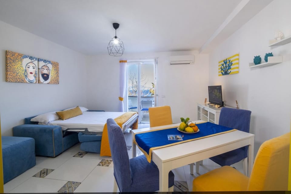 Casa Floriana Seaview Apartment in Marina Grande