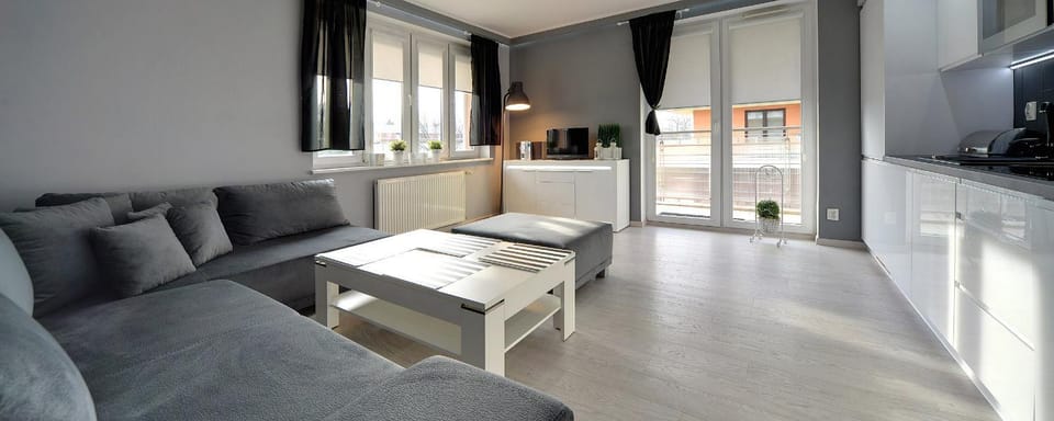 APARTAMENT GRAFITOWY KOŁOBRZEG Apartment in West Pomeranian Voivodeship, Poland