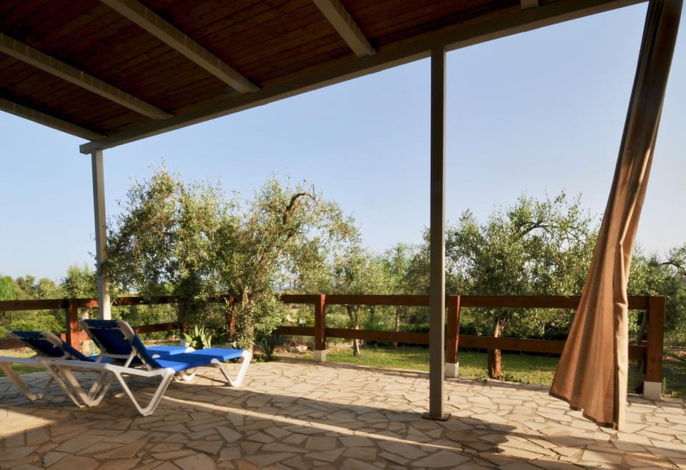 Property building, Patio, Spring, Day, Natural landscape, Winter, Summer, Solarium, View (from property/room), View (from property/room), Balcony/Terrace, Autumn, Garden view, Garden view, Landmark view, Landmark view, Sea view, Sea view, Seasons, Location, Sunrise, Sunset