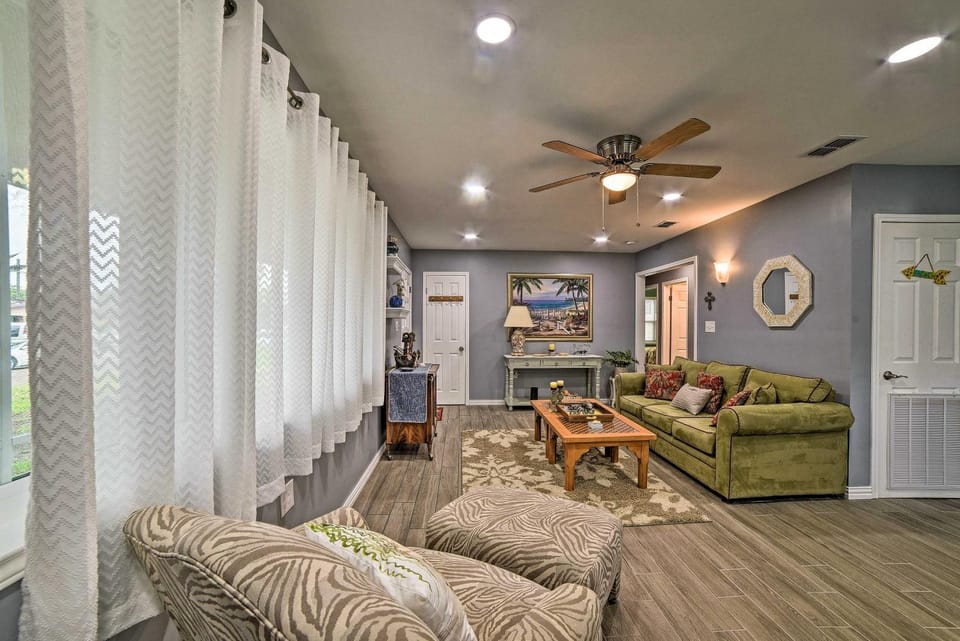 < 3 Mi to South Padre Beach: Port Isabel Home House in Port Isabel