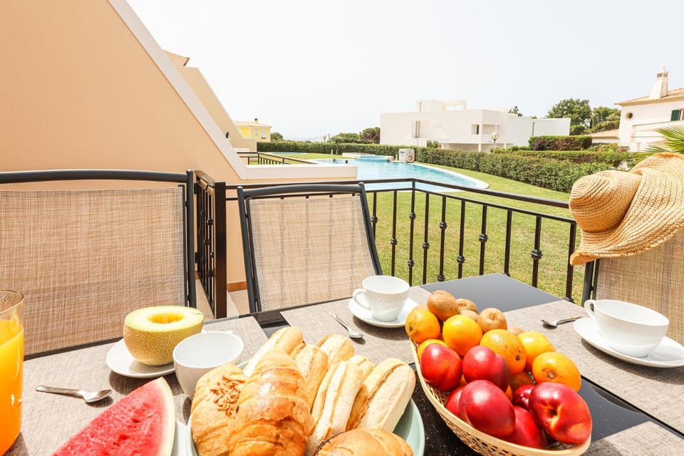 Balcony/Terrace, Pool view