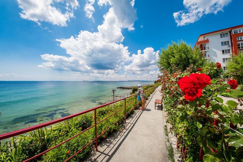 PANORAMA MARINA FORT BEACH - Premium Apartments Sea Viev Apartment in Burgas Province
