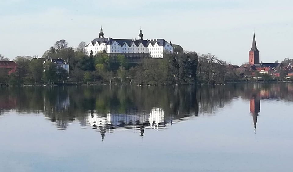Nearby landmark