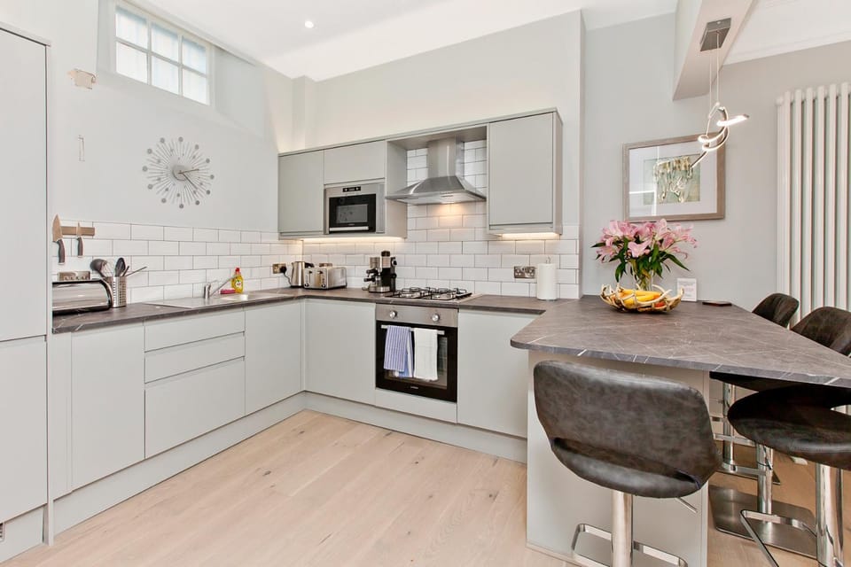 Kitchen or kitchenette, Dining area, kitchen, kitchen