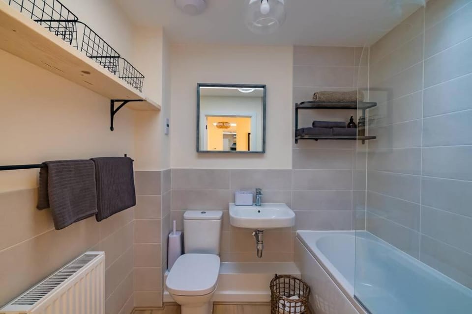 Number 27, Swanpool House in England