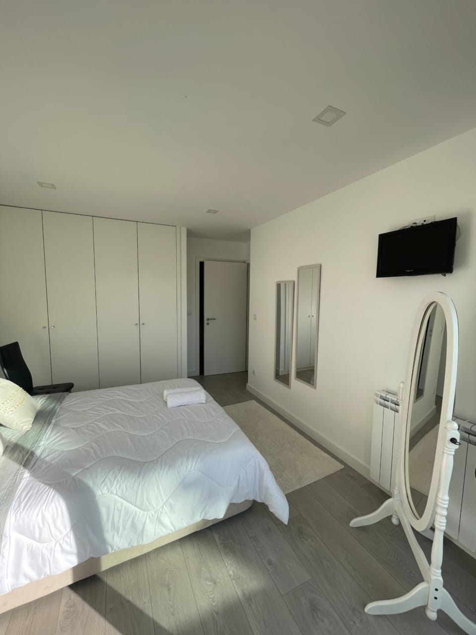 Quarto Privado em Alojamento Local perto do Rio Vez em Arcos de Valdevez Vacation rental in Viana do Castelo District, Portugal