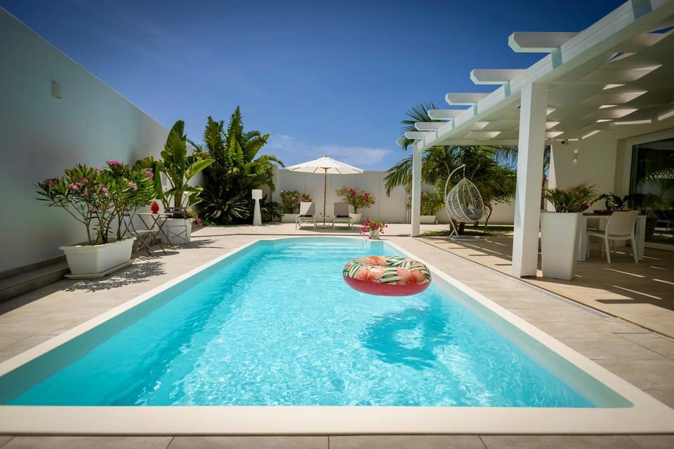 Golden Holiday Villas Private Pools in Sicily Villa in Terrasini