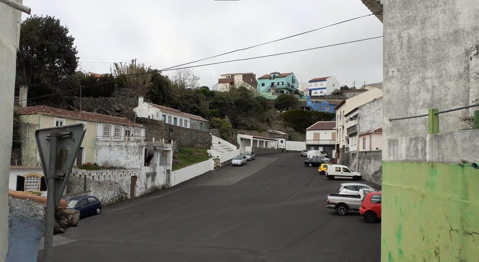 Neighbourhood, Street view