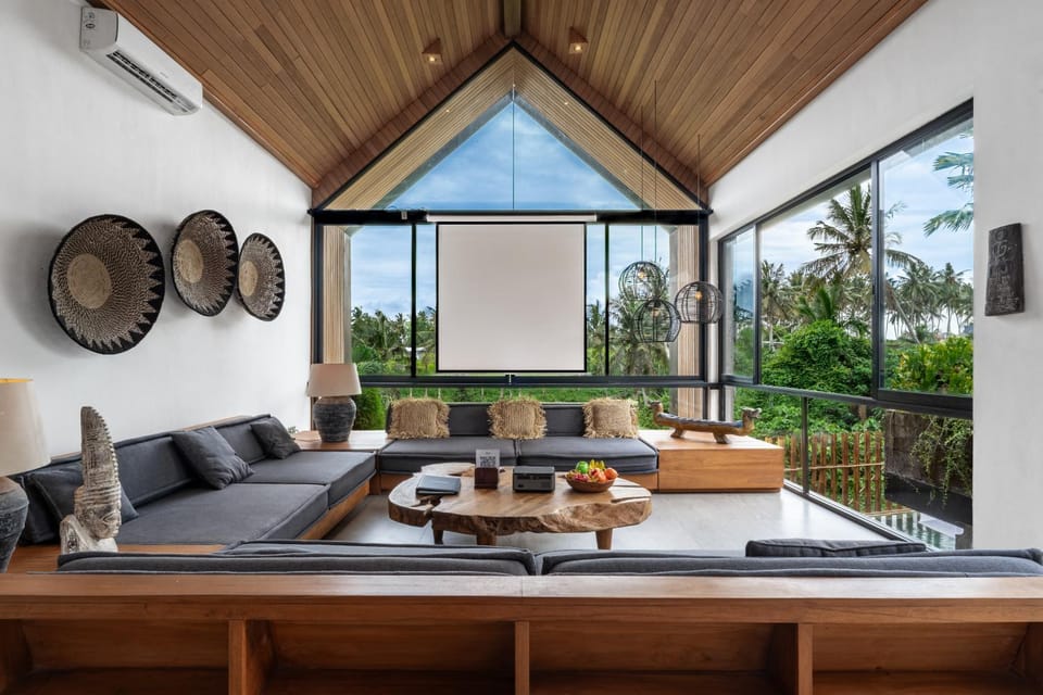 View (from property/room), Living room, Seating area, air conditioner