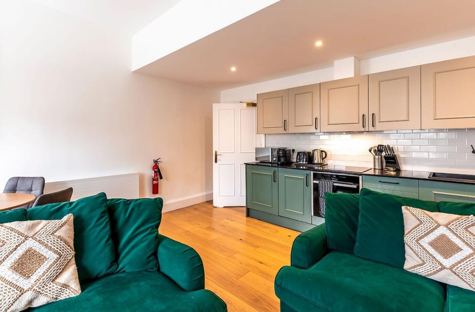 Communal lounge/ TV room, Living room