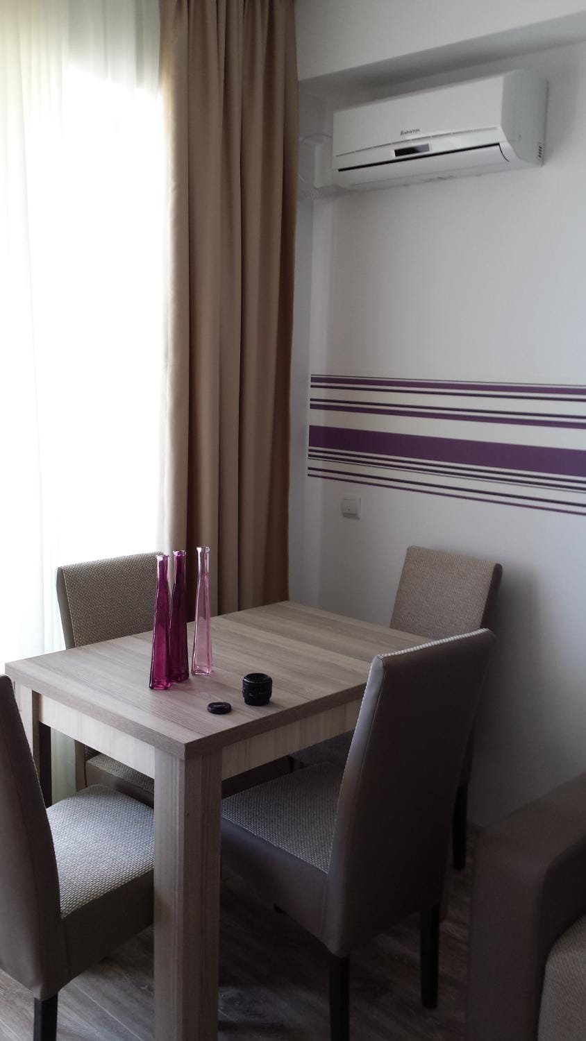 Crazy Apartment Summerland Mamaia Apartment in Constanta