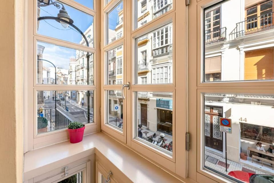 Day, View (from property/room), Balcony/Terrace, City view