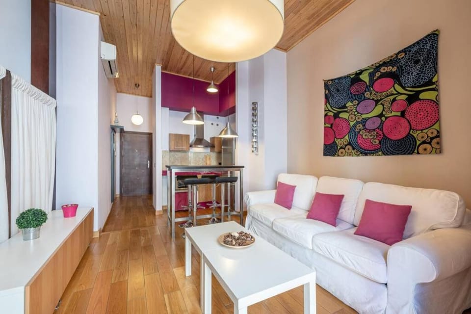 Kitchen or kitchenette, Living room, Dining area