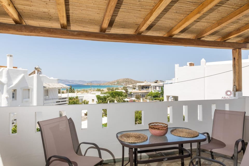 Aqua Naxos Apartments & Suites Bed and Breakfast in Agios Prokopios